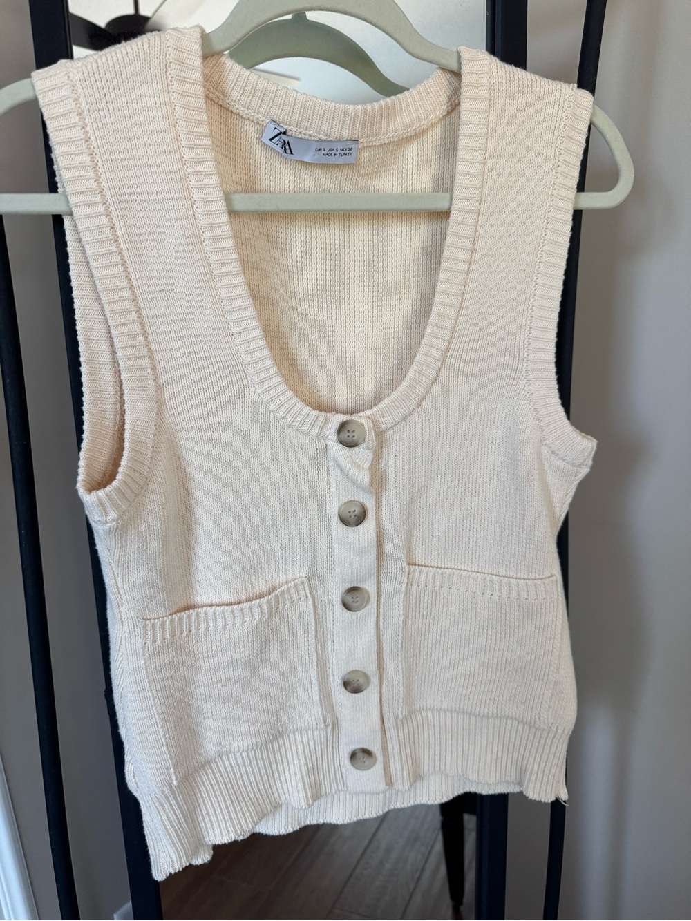 Zara vest